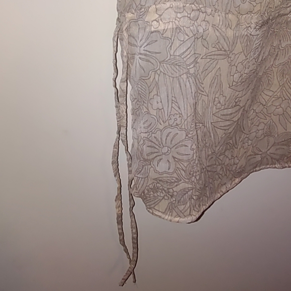 HM blouse - Picture 6 of 7